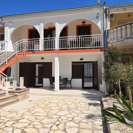 Maison d'hôtes Hibis, No 2 Starigrad Paklenica